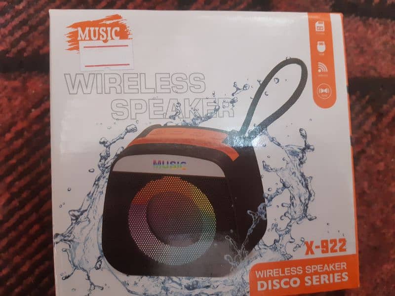 wirelees speakers Disco series X922 0