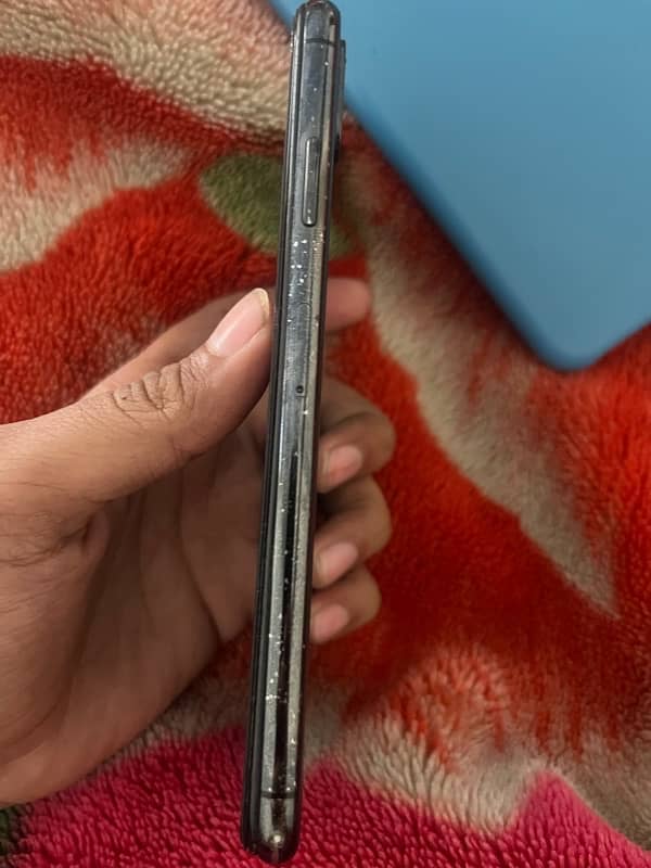 Iphone Xs Max Non PTA 64GB (READ AD) 1