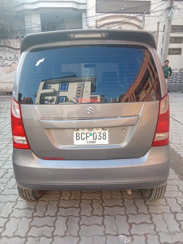 Suzuki Wagon R 2014 1