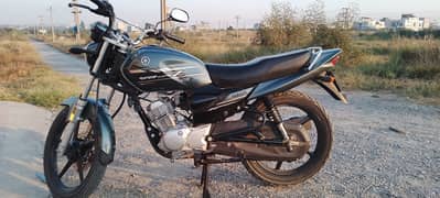 Yamaha YB125Z DX