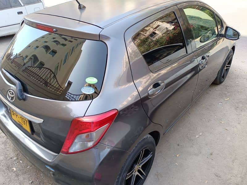 Toyota Vitz 2014 3