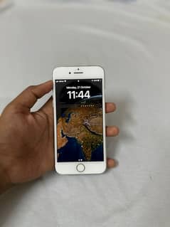 iphone 8 urgent sale pta approved