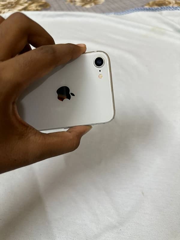 iphone 8 urgent sale pta approved 5