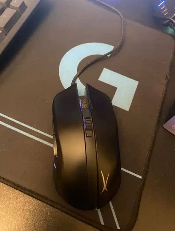 gaming mouse 2