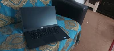 Laptop On Sale, Dell XPS 15 7590