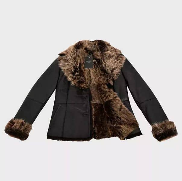 lady leather jacket plus fur/WhatsApp 00923001377230 4