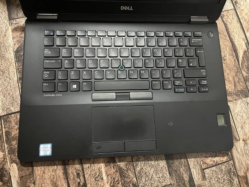 Dell latitude E7470 i5 ,6th gen 5