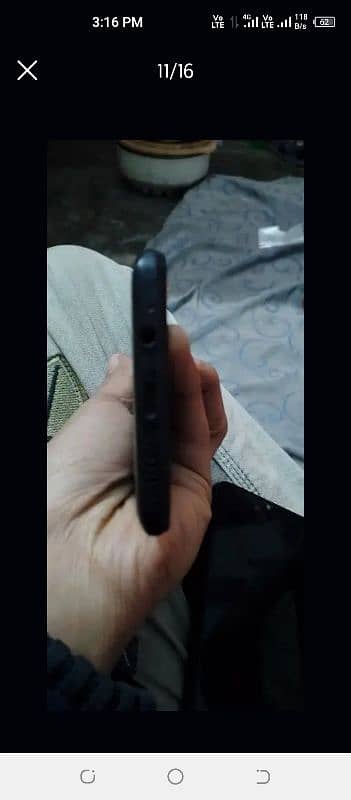 Techno Camon 16 Pro Glass crack Chk pics in Add Exchange Possible 4