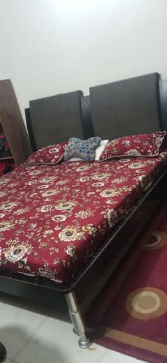 solid wood king size bed