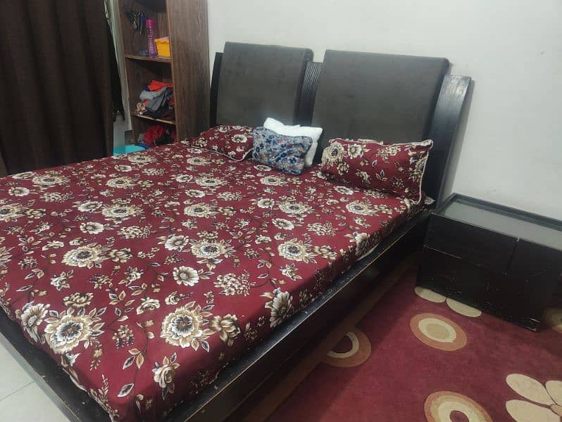 solid wood king size bed 7