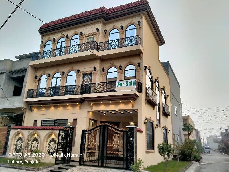 5 Marla Spanish Corner House for Sale in Lahore 0