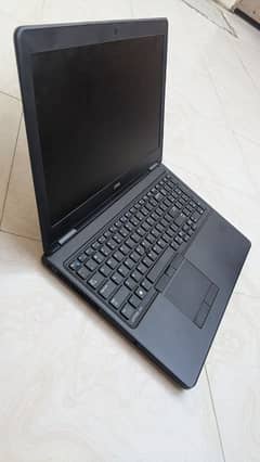 Dell latitude 5550