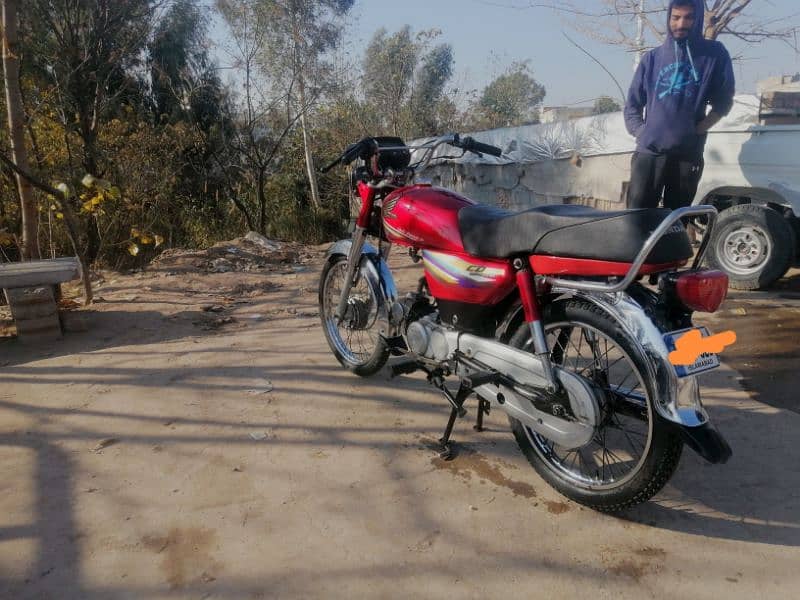 Honda cd 70,2015 isb registered 4