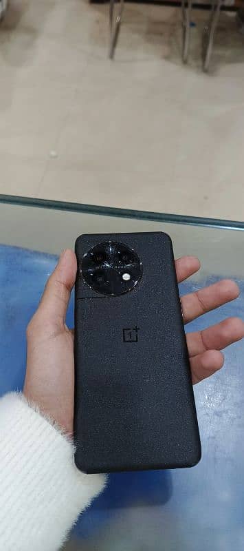 one plus 11 5g 2