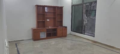 5 Marla Upper Portion For Rent Near Emporium Mall