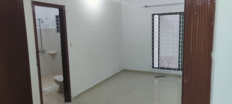 5 Marla Double Unit House For Rent 6