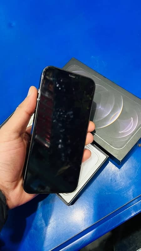 iphone 12pro max hk pta256gb 4