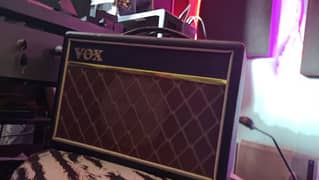 urgent sale selder Electric Guitar with vox amp