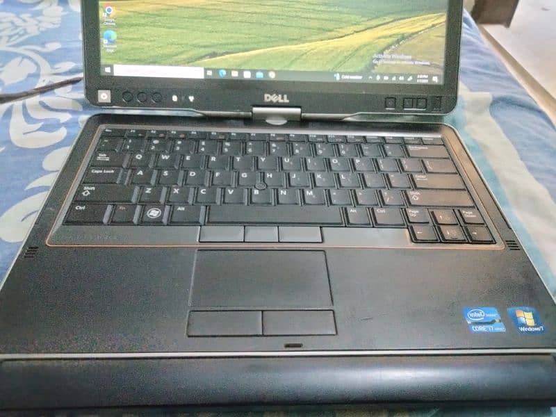 Dell Latitude core i7 2nd Generation 1