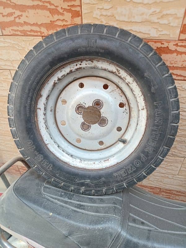 Rikshwa tyre stapni with rime 0