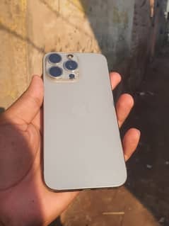 Selling iphone 15 pro max