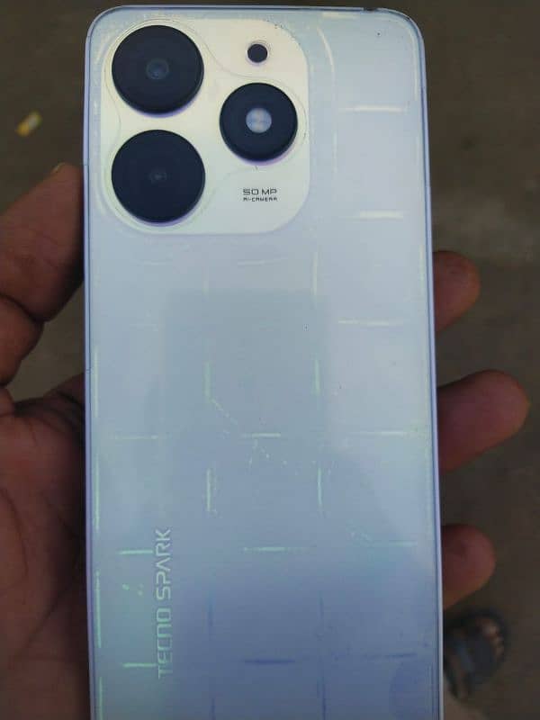 Tecno spark 10 pro for sell 3