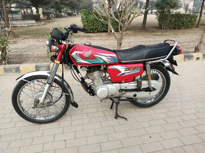 Honda 125 10/9.   /2023 6