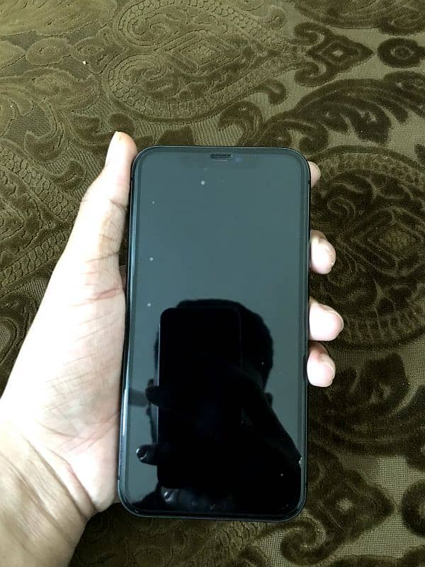 iphone 11 pta approved 128gb black color 2