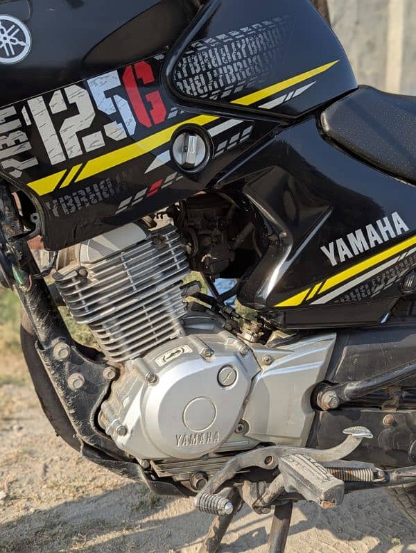 Yamaha YBR 125G 2020 Black 2