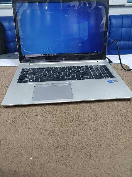 HP ELITEBOOK CORE i7 8TH generation 3