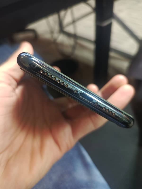 Iphone 11 Pro Max PTA approved 10/10 Condition 2