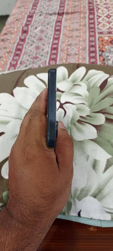 Oppo F21 Pro 5G Black 10/9 Condition 2