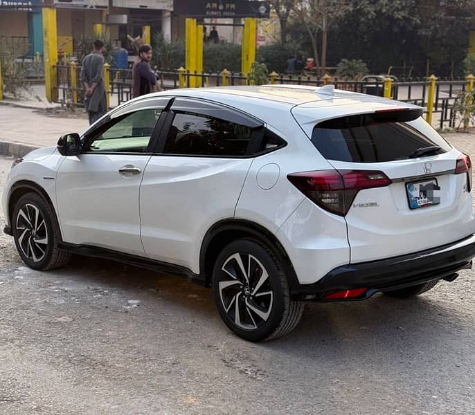 Honda Vezel 2018 RS ,Honda,Vezel,2018,Rs 4