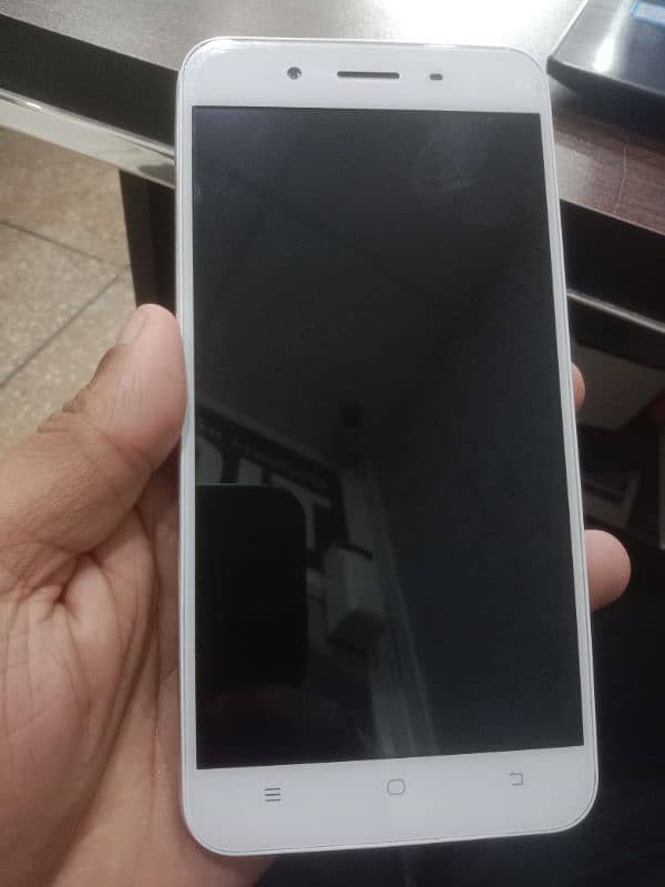 vivo y66 condition 10by10 2