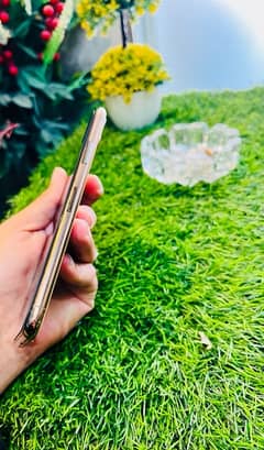 i phone 11 pro max dual pta approved Gold with Box Conduction 10/10