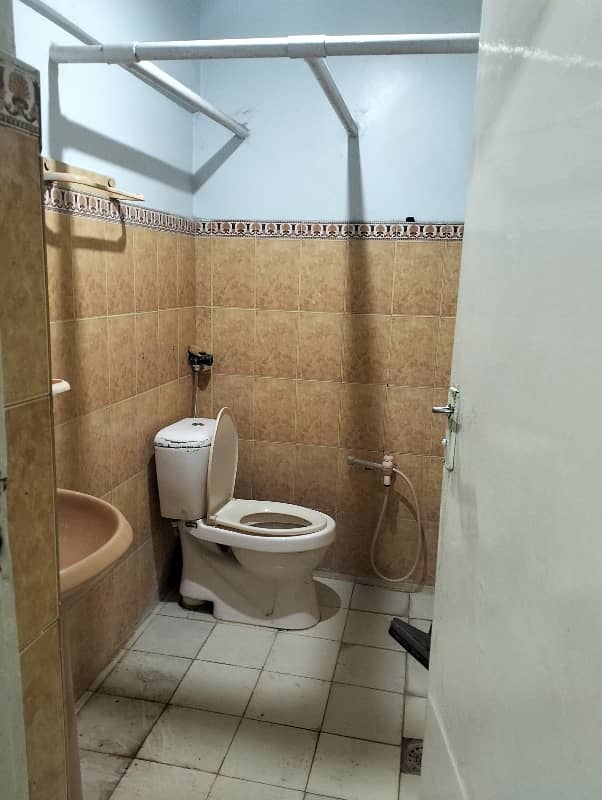 Gulshan Iqbal block 2 Abid Apartment 3 Bed DD 5