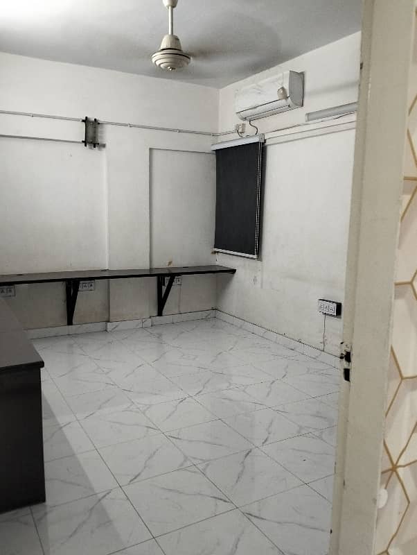 Gulshan Iqbal block 2 Abid Apartment 3 Bed DD 6