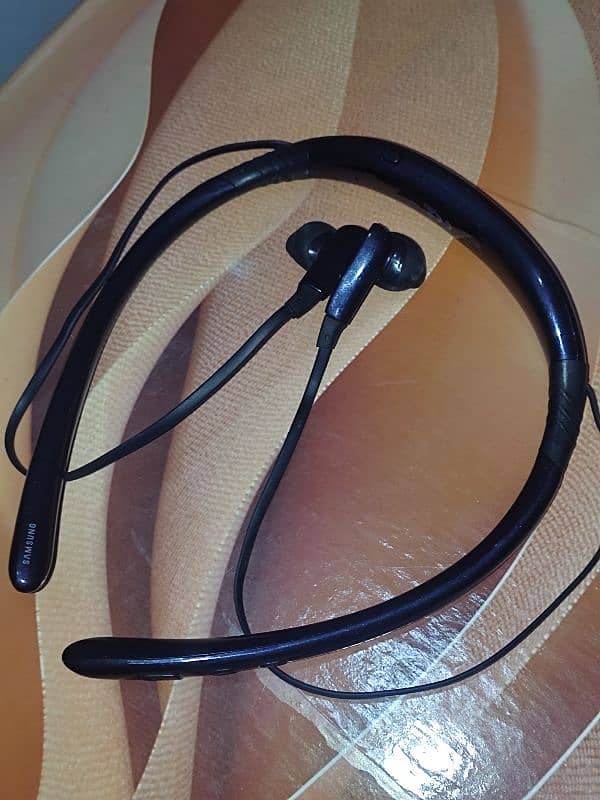 Samsung Level Neckband 0