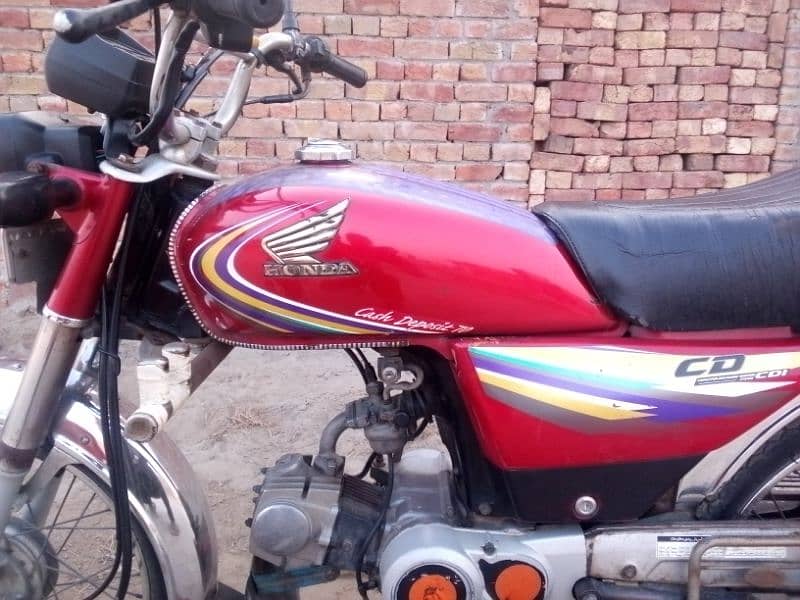 Honda CD 70 cc motorcycle 2014 model. 3