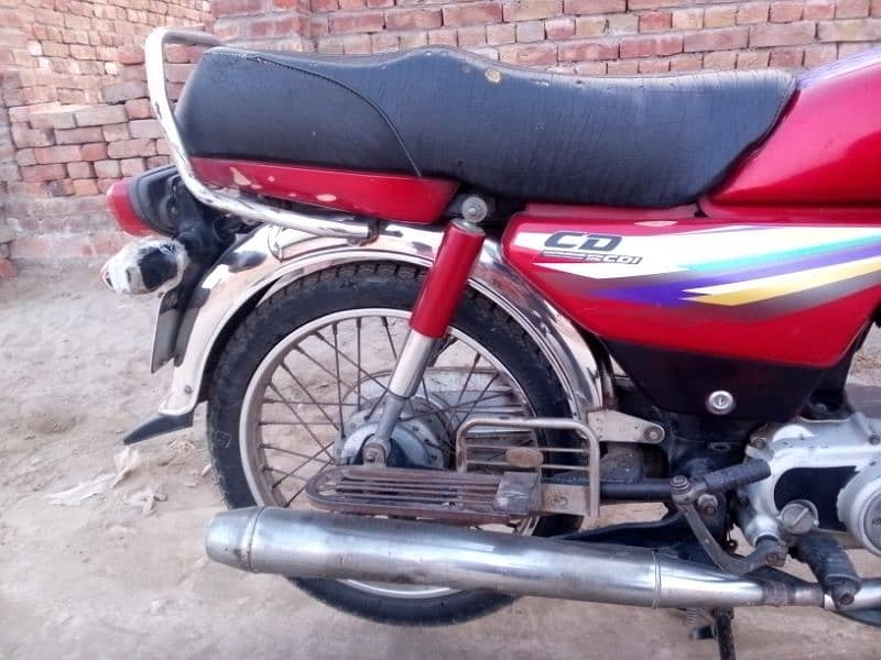 Honda CD 70 cc motorcycle 2014 model. 16