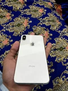 iphone xs max 256 gb 10/9 condition price almost final