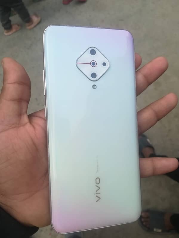 Urgent Sale Vivo y51 5