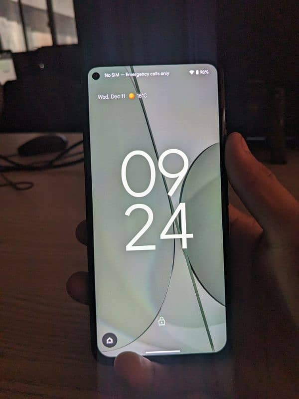 Google Pixel 5a5g Brand New Condition Urgent Sell krna Hai 4