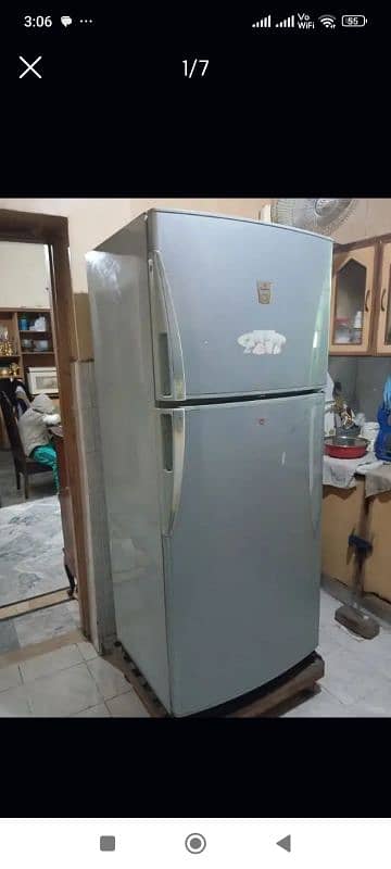 Dawalance full size fridge for sale 0