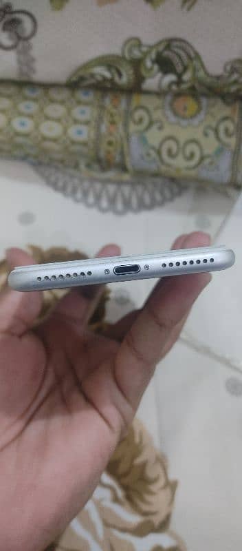 Iphone 8plus 64gb JV 9/10 condition 3