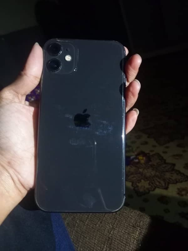 I PHONE 11 J. V 64 GB 10/10 condition 4