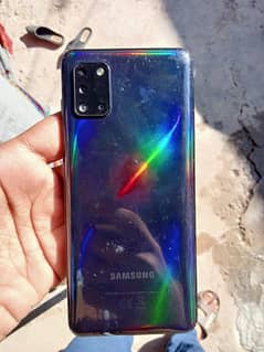 SAMSUNG A31 4 128 OPEN BOX CONDITION