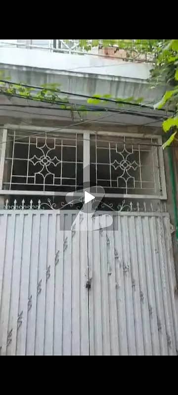 OWNER BUILD 3.5 MARLA CORNER DOUBLE STOREY HOUSE FOR SALE In Islampura 9