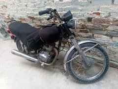 Hero 125 5 gear wali hai