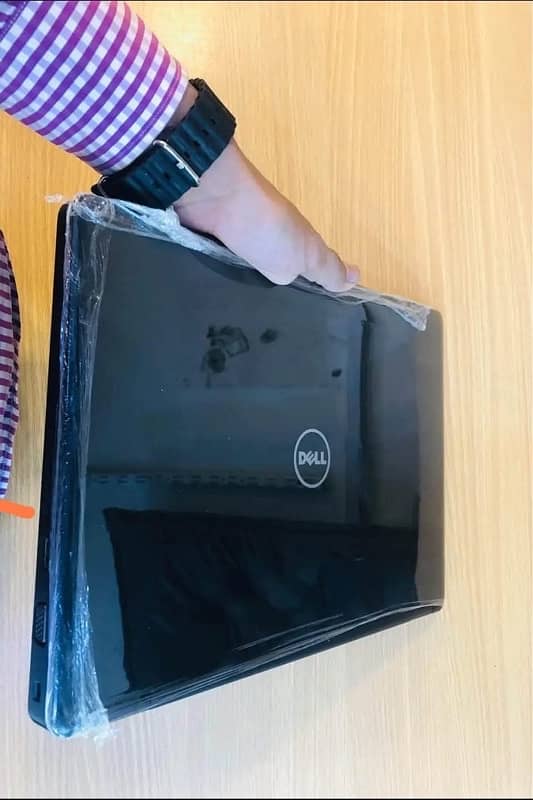 Dell and Hp Laptop 3